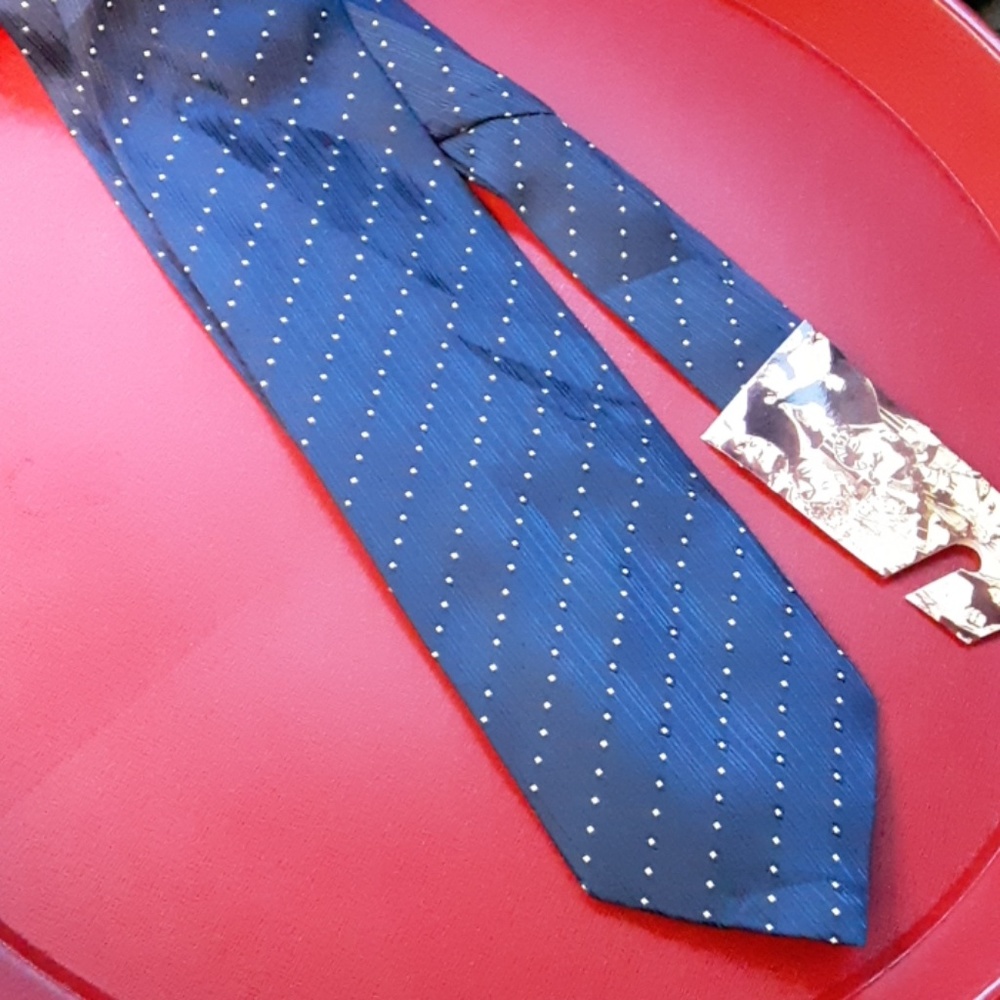 Tie Fanstyle | Blue with Yellow dots | Looks New